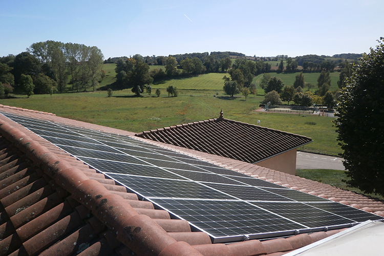 Installation solaire photovoltaique Saint-Martin-Lestra
