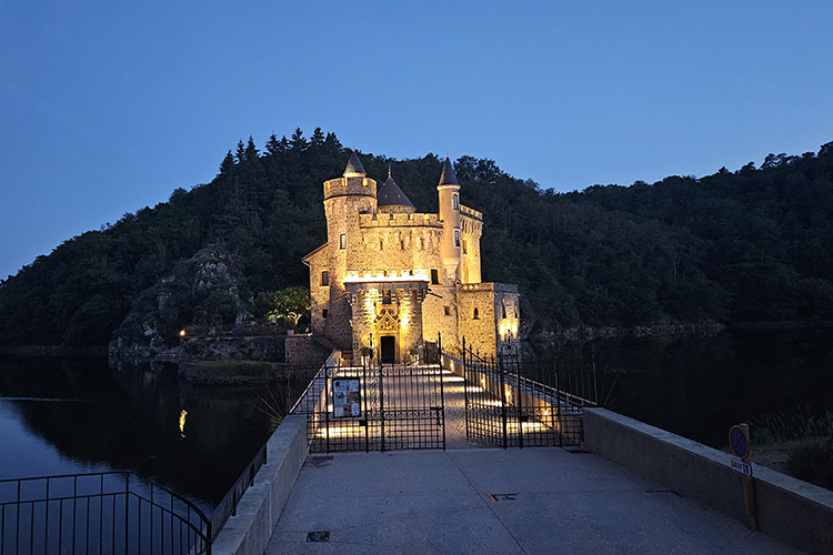 2026 chateau saint-priest-la-roche (1)