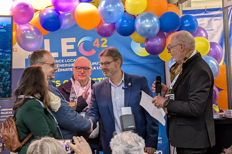 2025-10-17_salon-des-maires-loire (2)